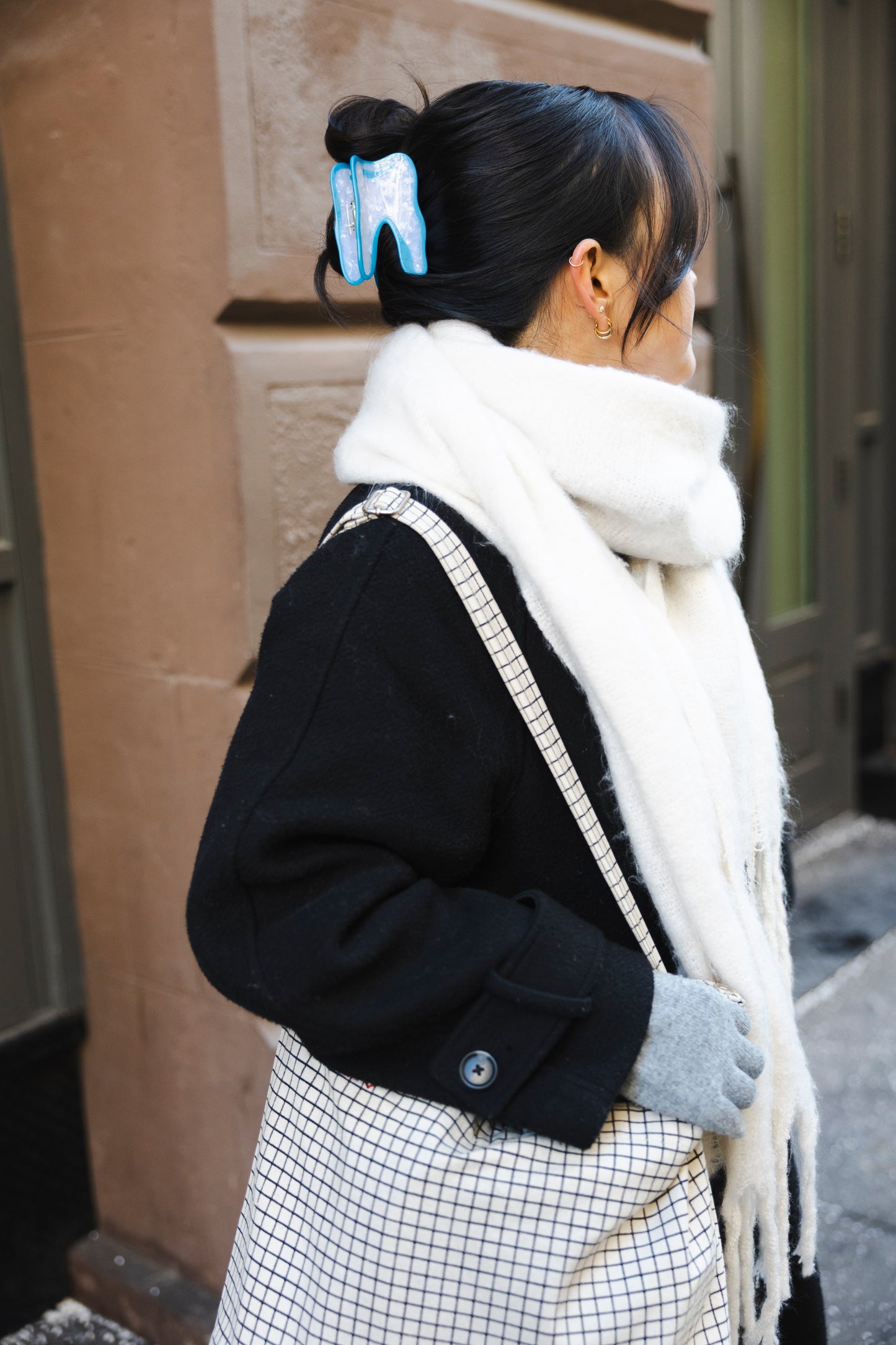 Wisdom Tooth Hair Claw