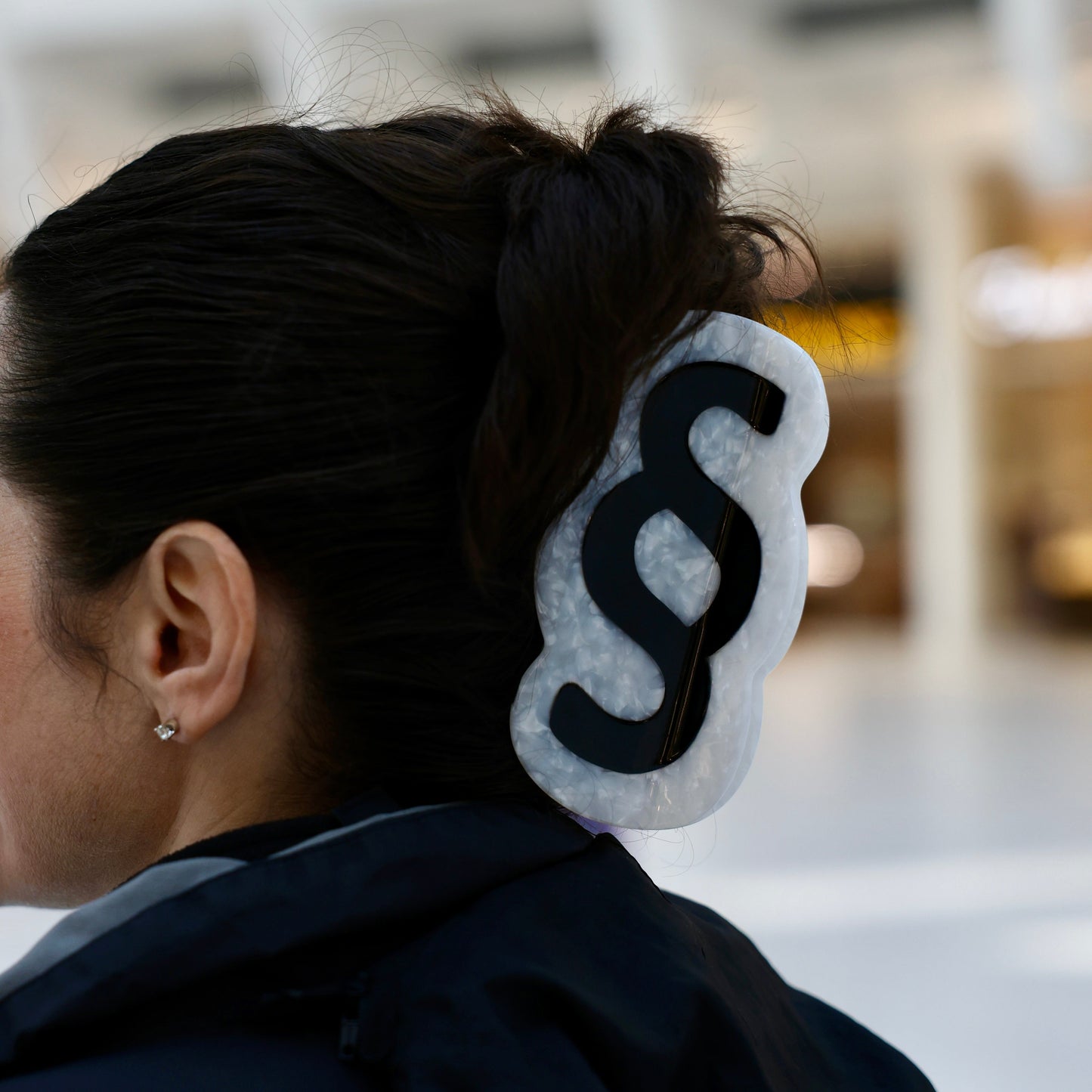 Section Sign Mega Claw