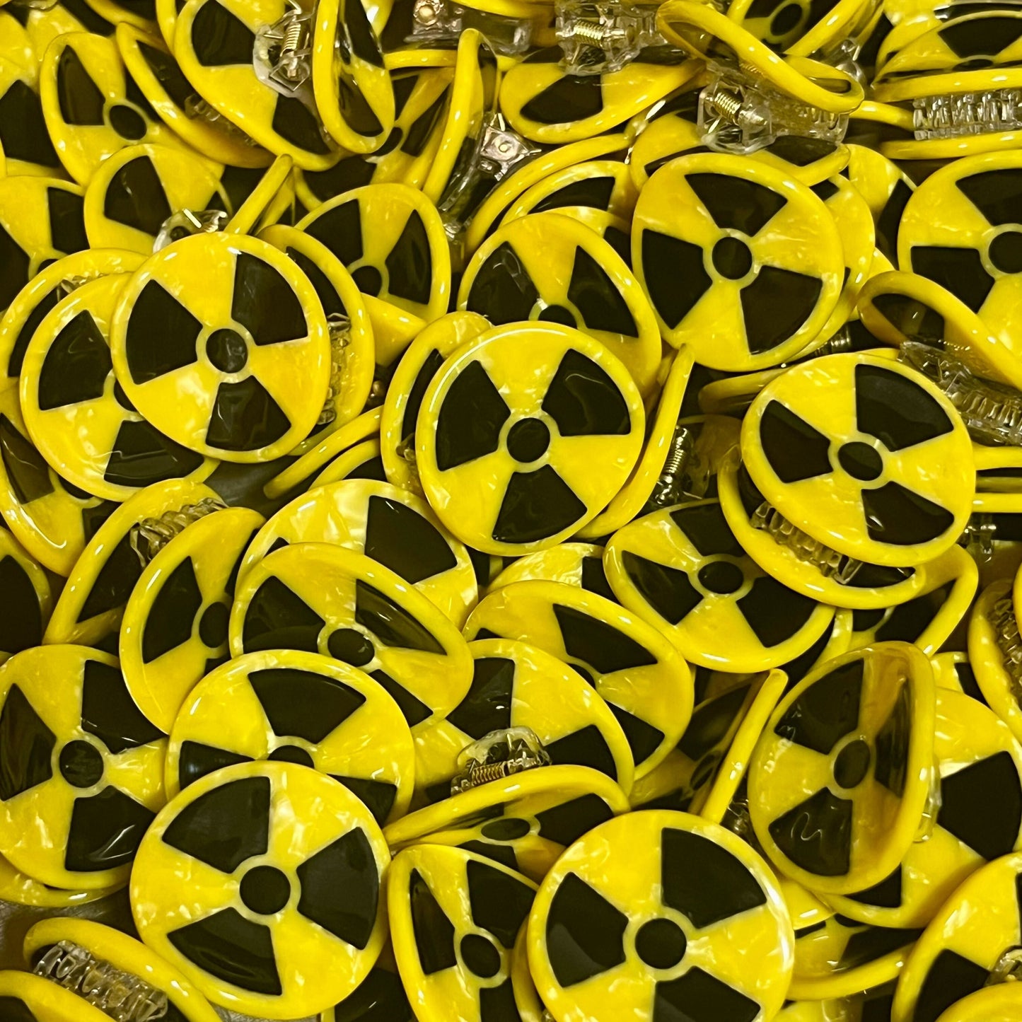 Radiation Symbol Mini Claws (2-pack)